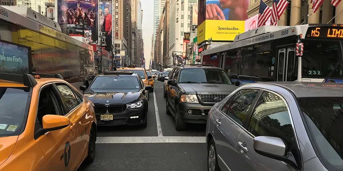 How New York Traffic Laws Impact Drivers and Road Safety in 2026