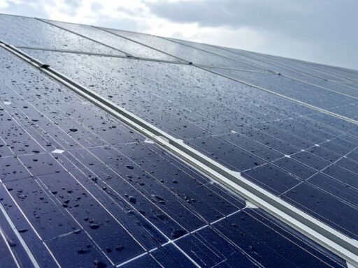 are-solar-panels-worth-it-in-oregon-cloudy-doesnt-1
