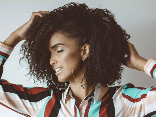 5 Tips for Keeping Hair Stylish and Healthy